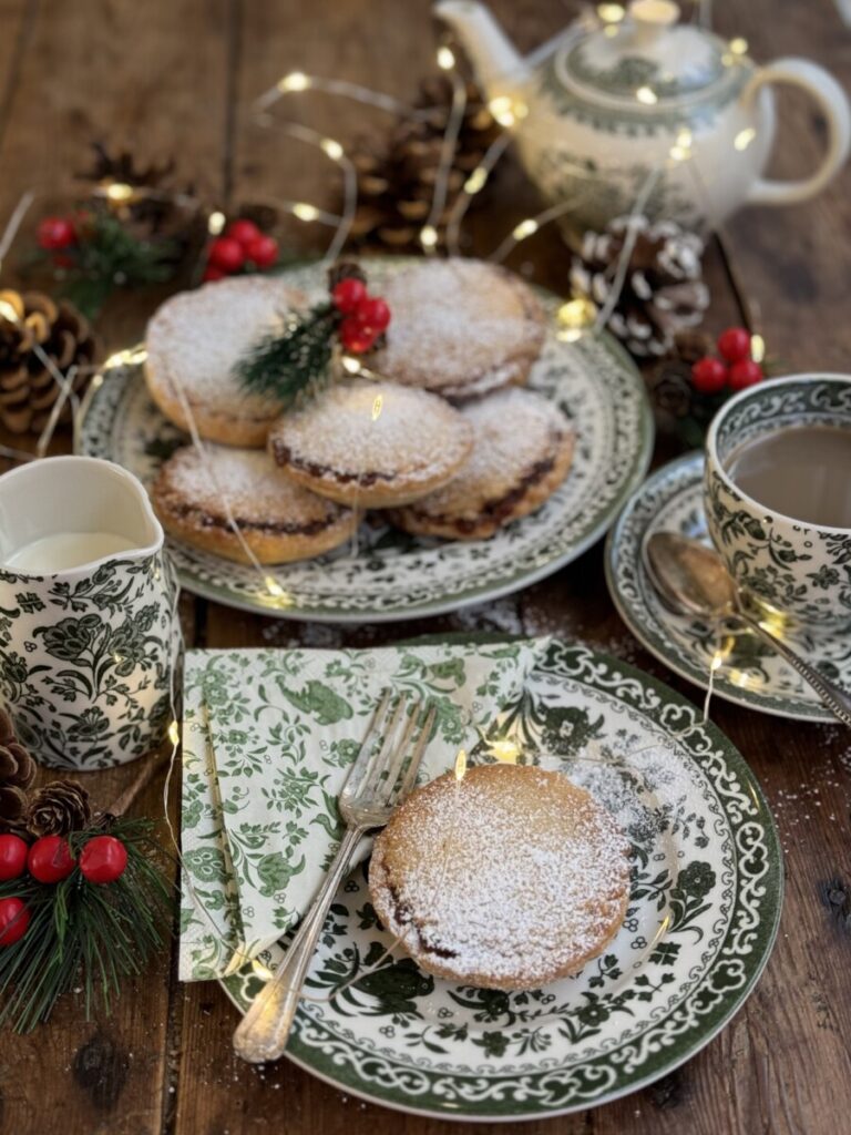 Easy Air-Fryer Mince Pies